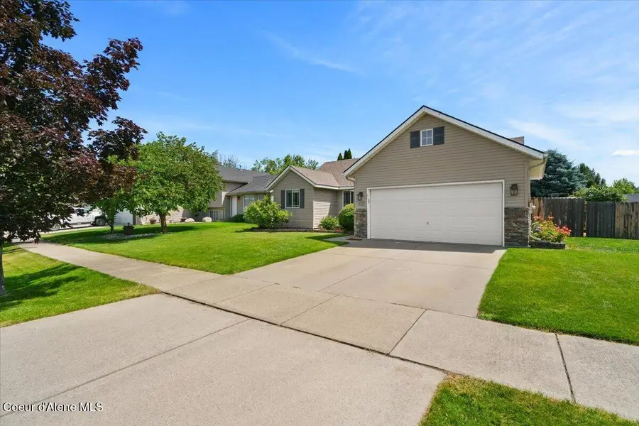 2738 N Ivy LN, Post Falls, ID 83854 - #2