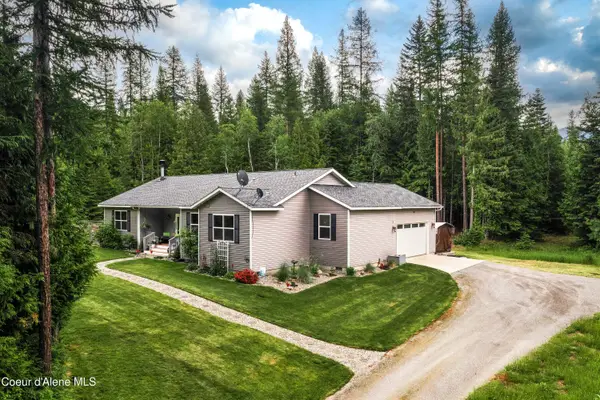 518 High Rd, Sandpoint, ID 83864