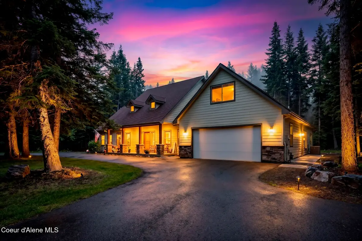 25400 N Lantern Hill RD, Rathdrum, ID 83858 - #1