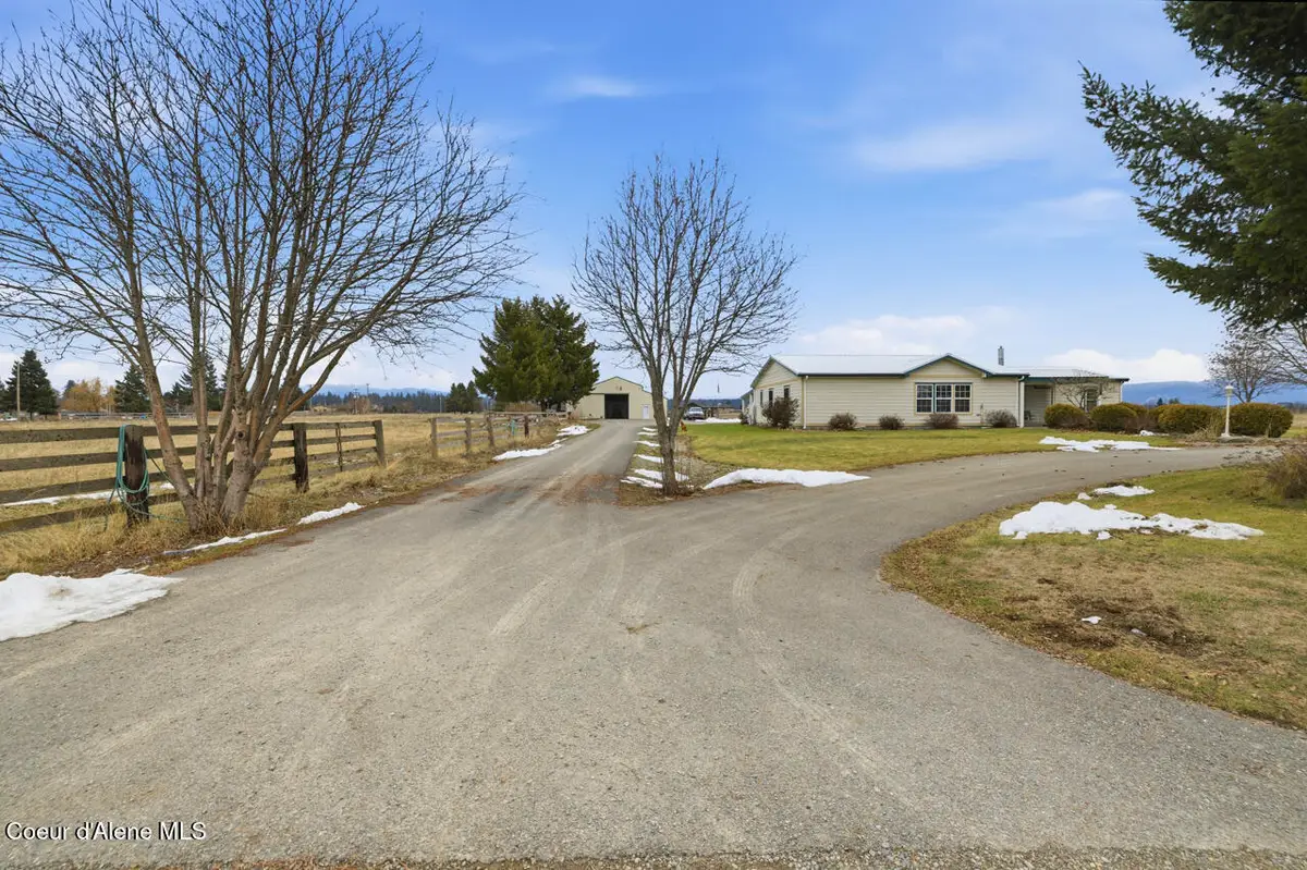 14884 N Batchelder St, Rathdrum, ID 83858 - Image #1