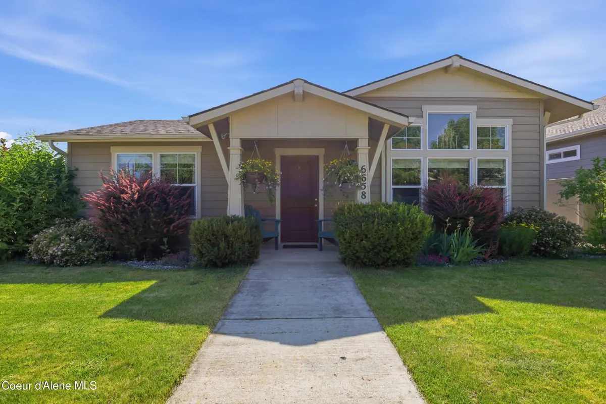 6658 N Cornwall ST, Coeur Dalene, ID 83815 - #1