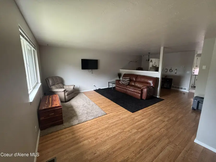 1637/1639 E STINER AVE, Coeur Dalene, ID 83815 - #2