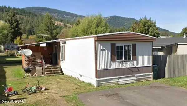 8638 W Park LOOP, Rathdrum, ID 83858