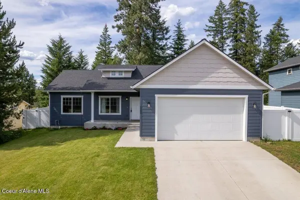 5989 W Fredrick LOOP, Spirit Lake, ID 83869