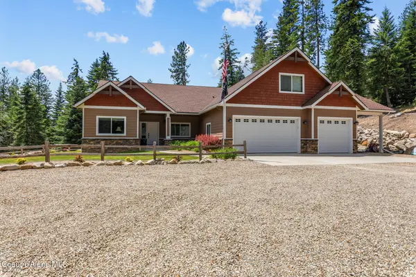 298 Trickle Creek LN, Sagle, ID 83860