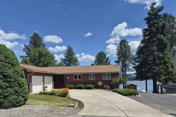 419 Campbell Point Rd, Laclede, ID 83841