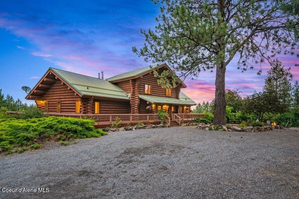 3018 S Signal Point RD, Post Falls, ID 83854 - #1