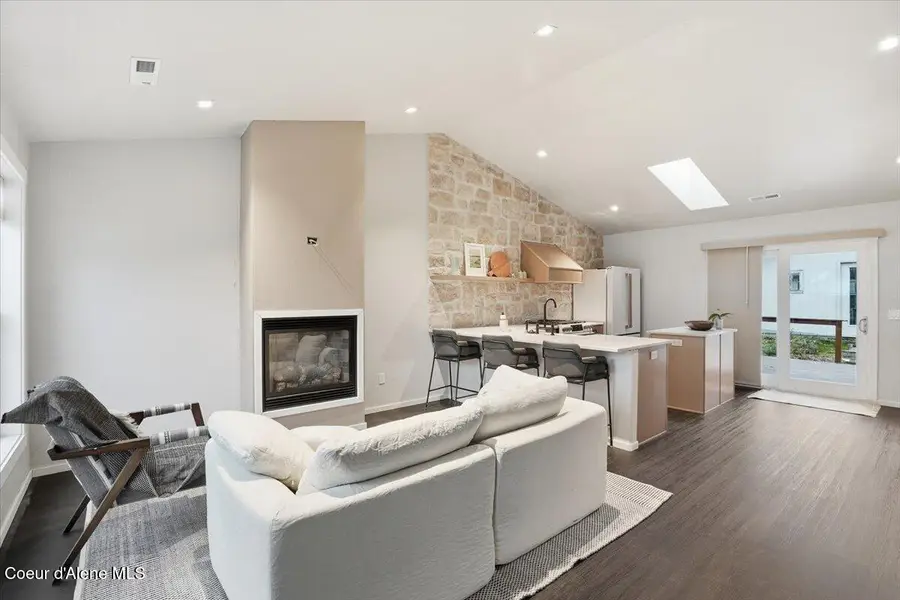 311 S Third AVE, Sandpoint, ID 83864 - Image #2