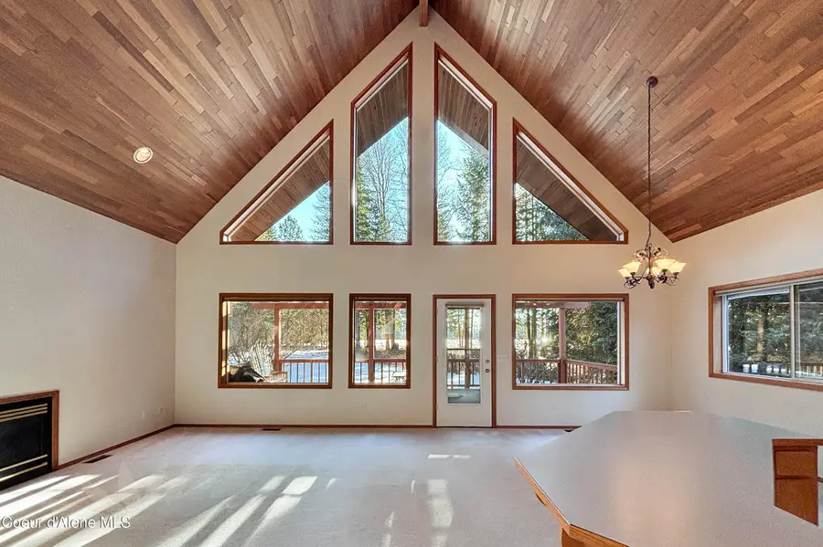 608 Meadowlark LN, Sandpoint, ID 83864 - Image #2