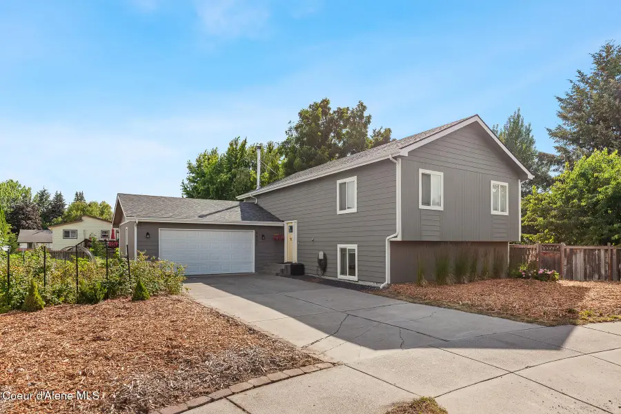 4405 N Sherlock CT, Coeur Dalene, ID 83815 - #3