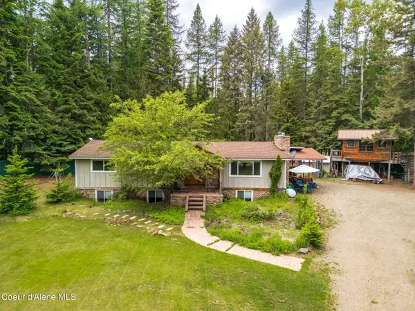 527 Creekside DR, Priest Lake, ID 83856