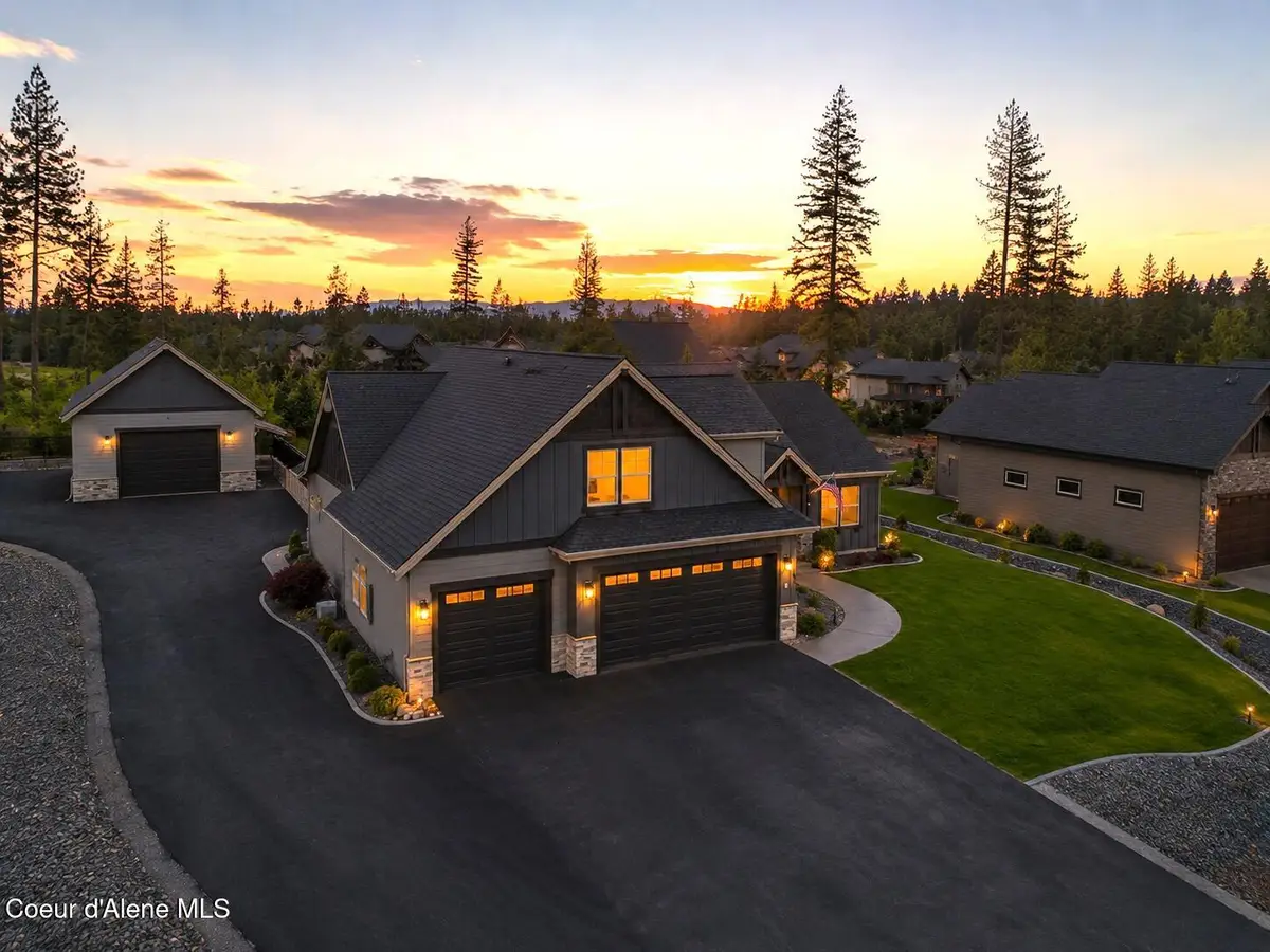 11633 N Spiraea LN, Hayden, ID 83835 - #1