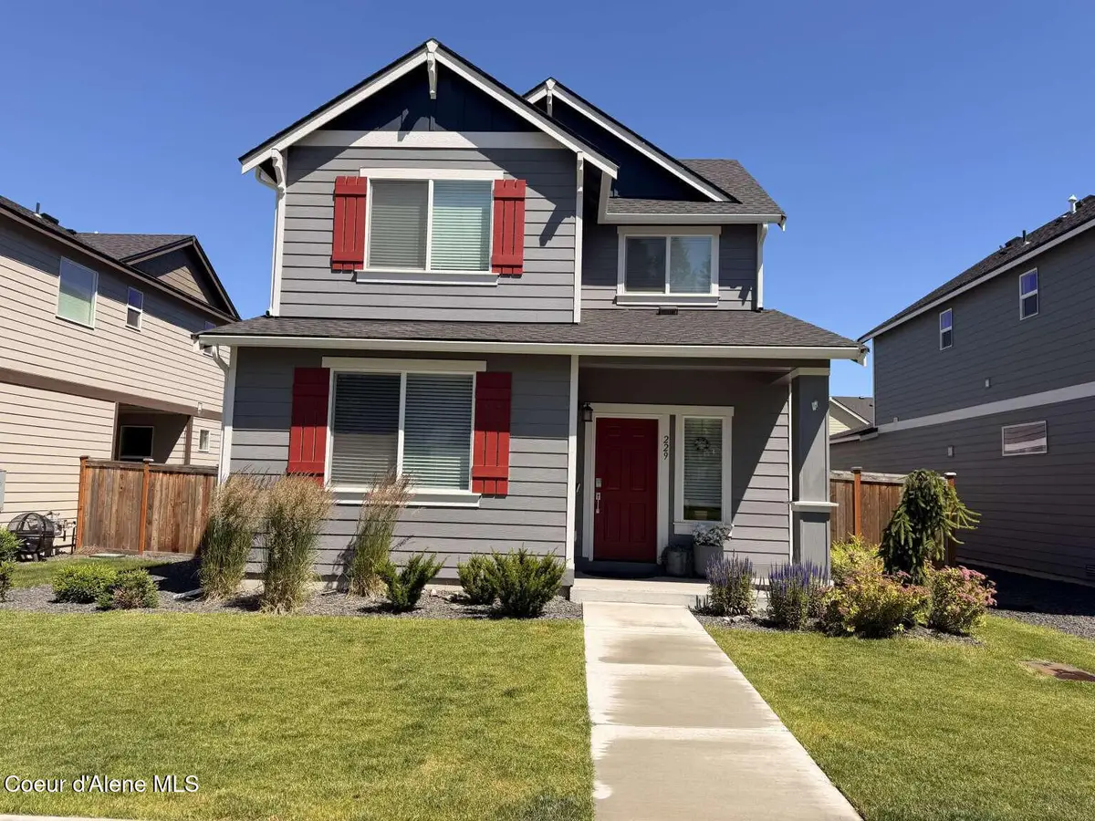 229 E Sandmyrtle AVE, Hayden, ID 83835 - #1