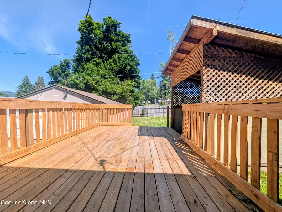 1032 S 3rd ST, Saint Maries, ID 83861 - #3