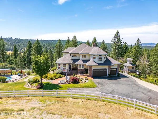 18634 W Quail LN, Post Falls, ID 83854