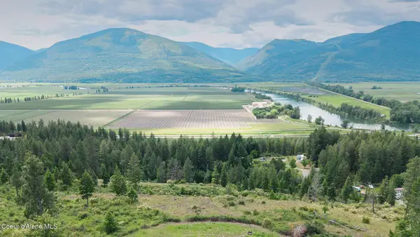 260 LCDR Fred Eskew Ln, Bonners Ferry, ID 83805