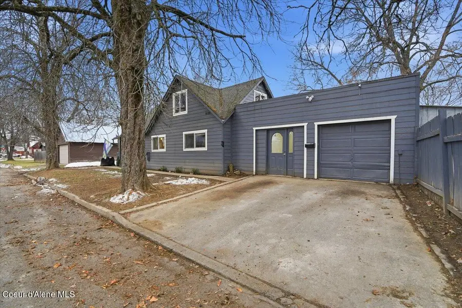 215 N Forest AVE, Sandpoint, ID 83864 - Image #2