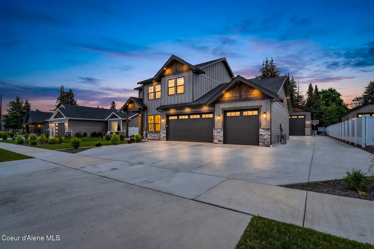 9116 N Raintree LN, Hayden, ID 83835 - #1