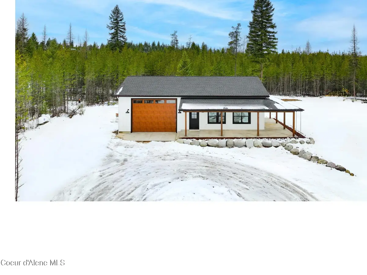 252 Doc Holliday Dr, Spirit Lake, ID 83869 - Image #1