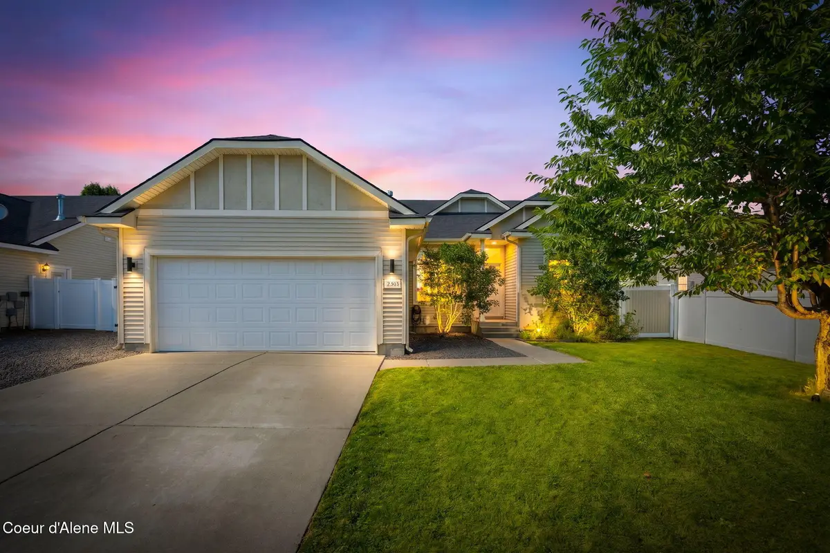2503 W Elmwood DR, Coeur Dalene, ID 83815 - #1