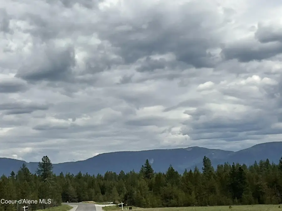 27174 N DAWSON LOOP, Athol, ID 83801 - #2