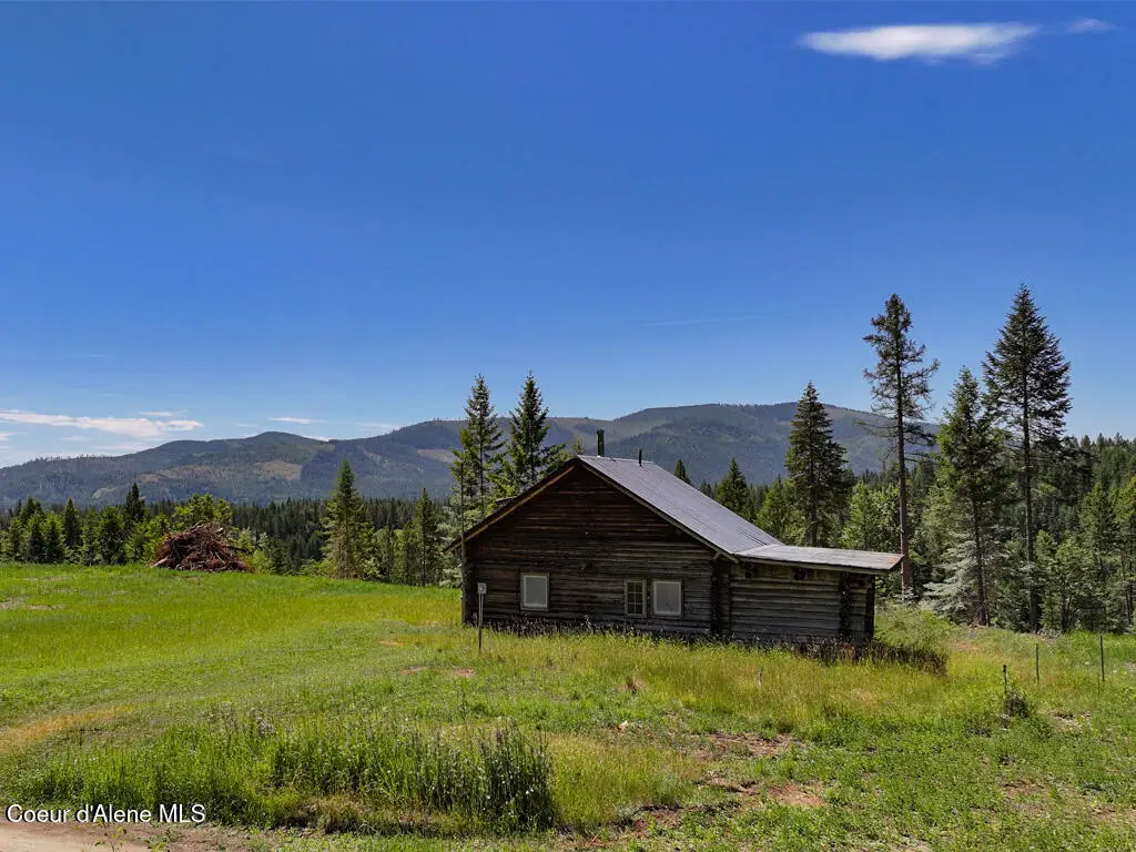 560 Terry TRL, Priest River, ID 83856 - #1