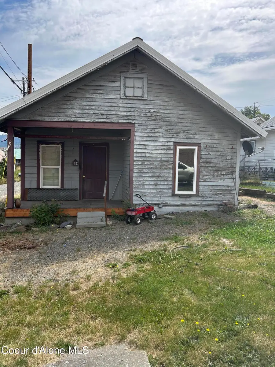 126 S 14th ST, Saint Maries, ID 83861 - #2