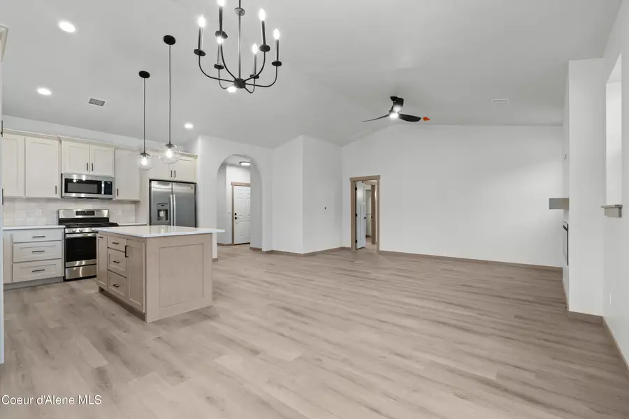 1971 E Yellow Pine Ave, Athol, ID 83801 - Image #2