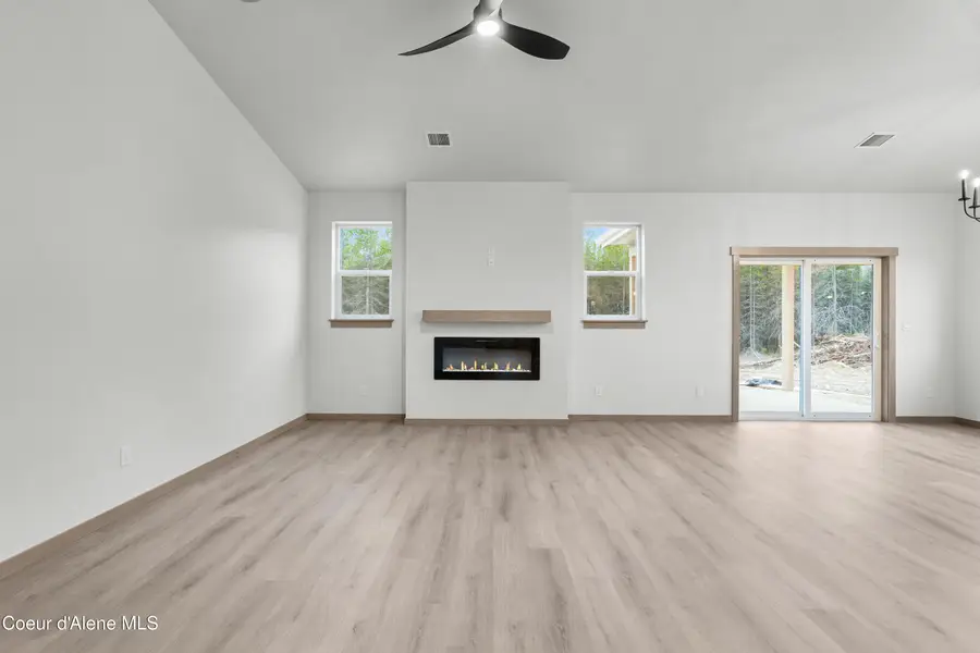 1971 E Yellow Pine Ave, Athol, ID 83801 - Image #3