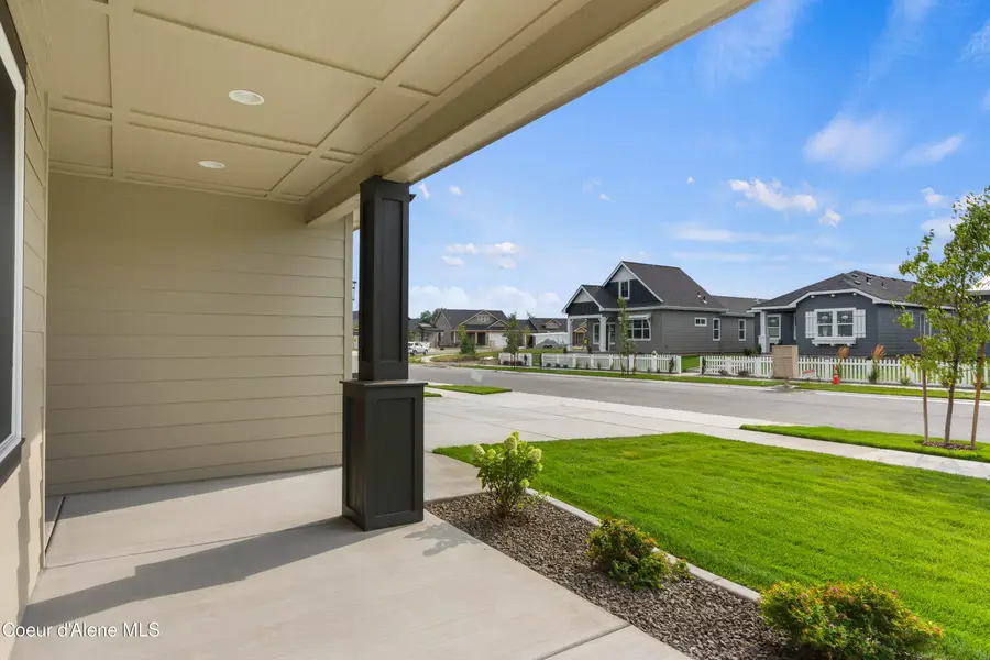 7586 N GIRARD CIR, Coeur Dalene, ID 83815 - #3