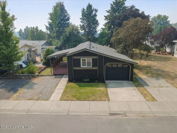 1686 W Dartmouth Cir, Coeur d'Alene, ID 83815
