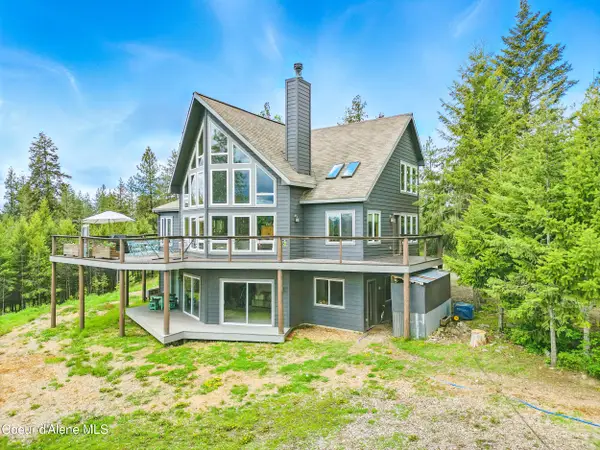 32 Angelina Way, Priest River, ID 83856