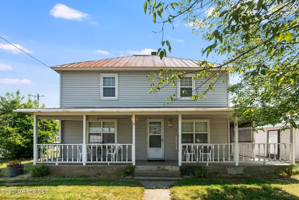 1223 Walnut ST, Sandpoint, ID 83864