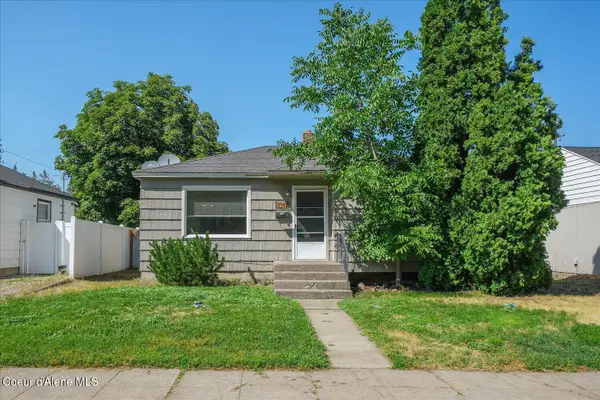 1317 E 33rd Ave, Spokane, WA 99203