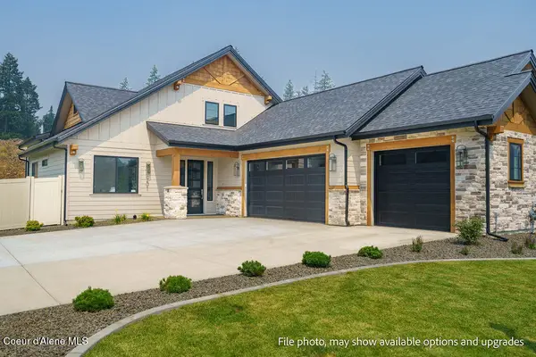 951 E STEEPLE CHASE RD, Hayden, ID 83835