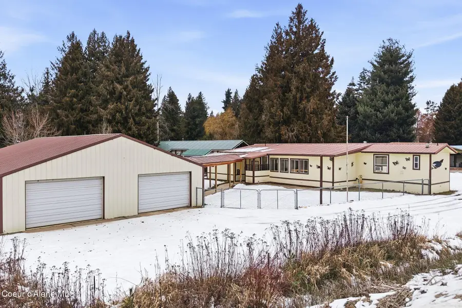 210 Walker Way, Sagle, ID 83860 - Image #2