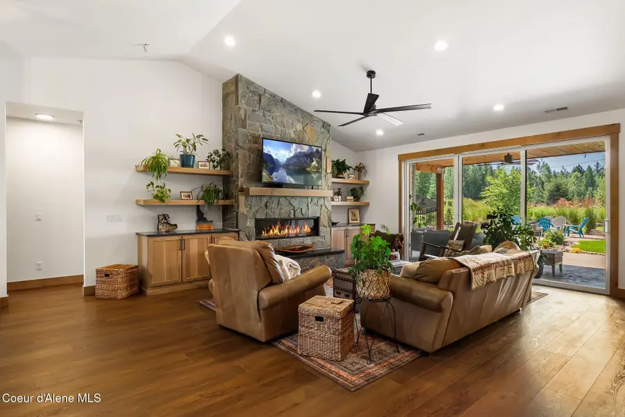 157 Whiskey Jack CIR, Sandpoint, ID 83864 - #3