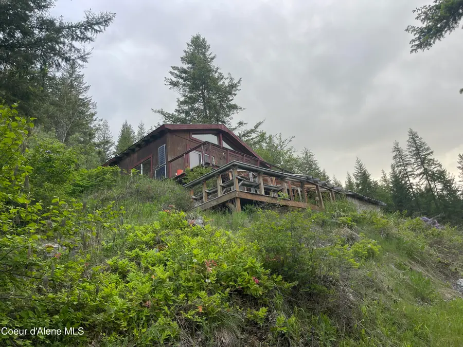 18432 W Side Rd, Bonners Ferry, ID 83805 - #2