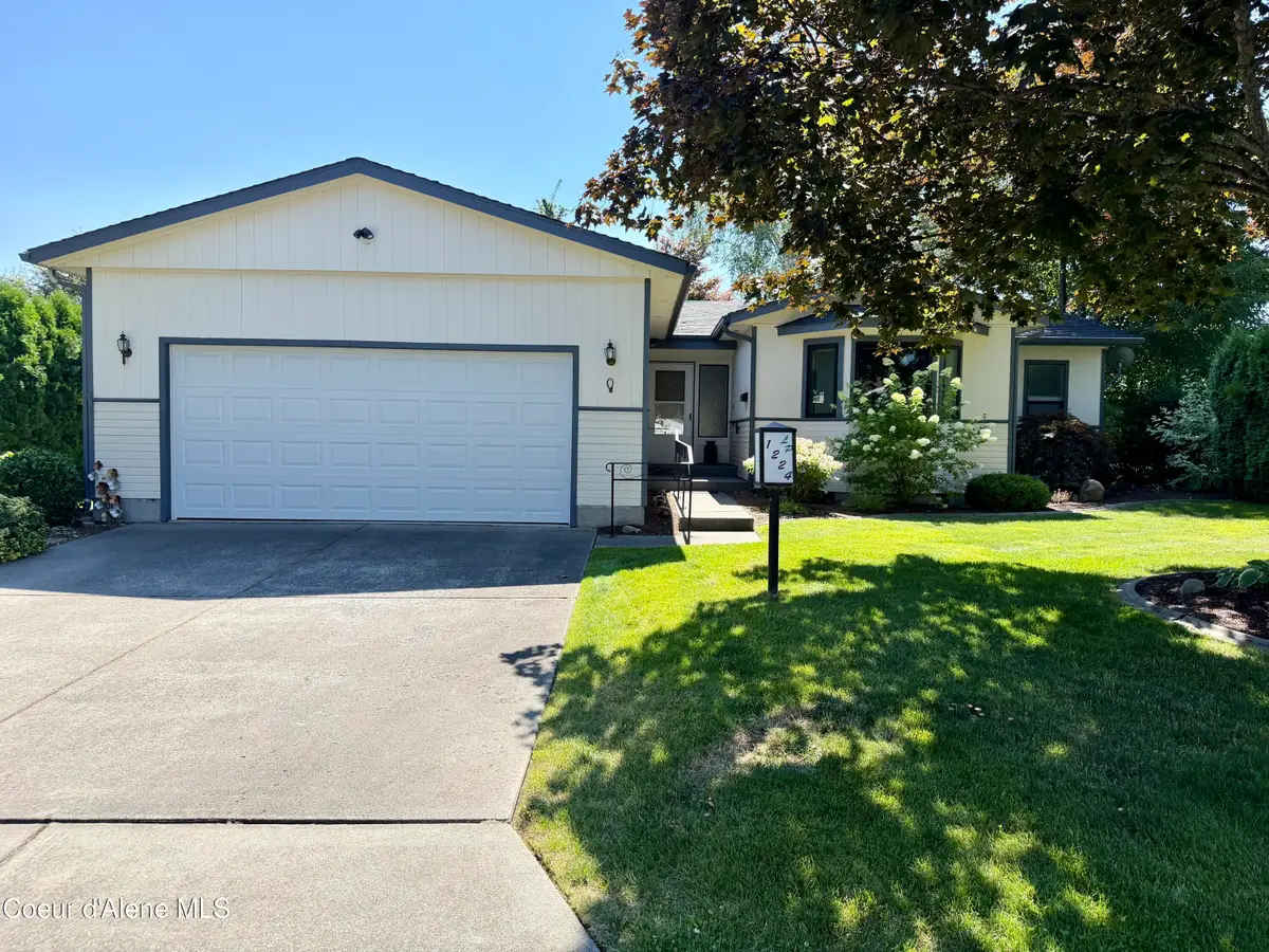 1224 W Leisure DR, Hayden, ID 83835 - #1