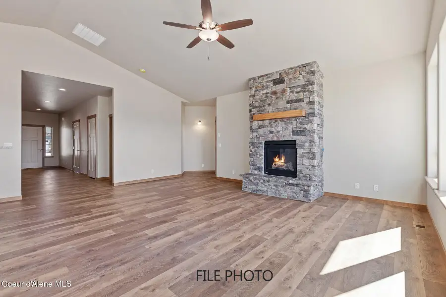 4478 E Davin DR, Post Falls, ID 83854 - #2