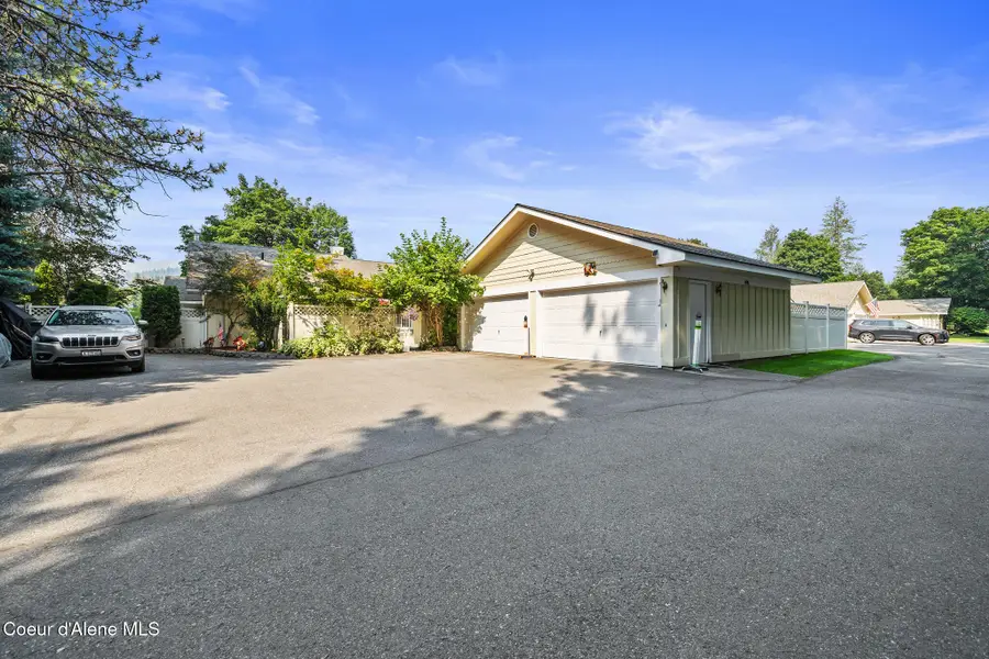 4916 W VILLAGE BLVD #UNIT 11, Rathdrum, ID 83858 - #3