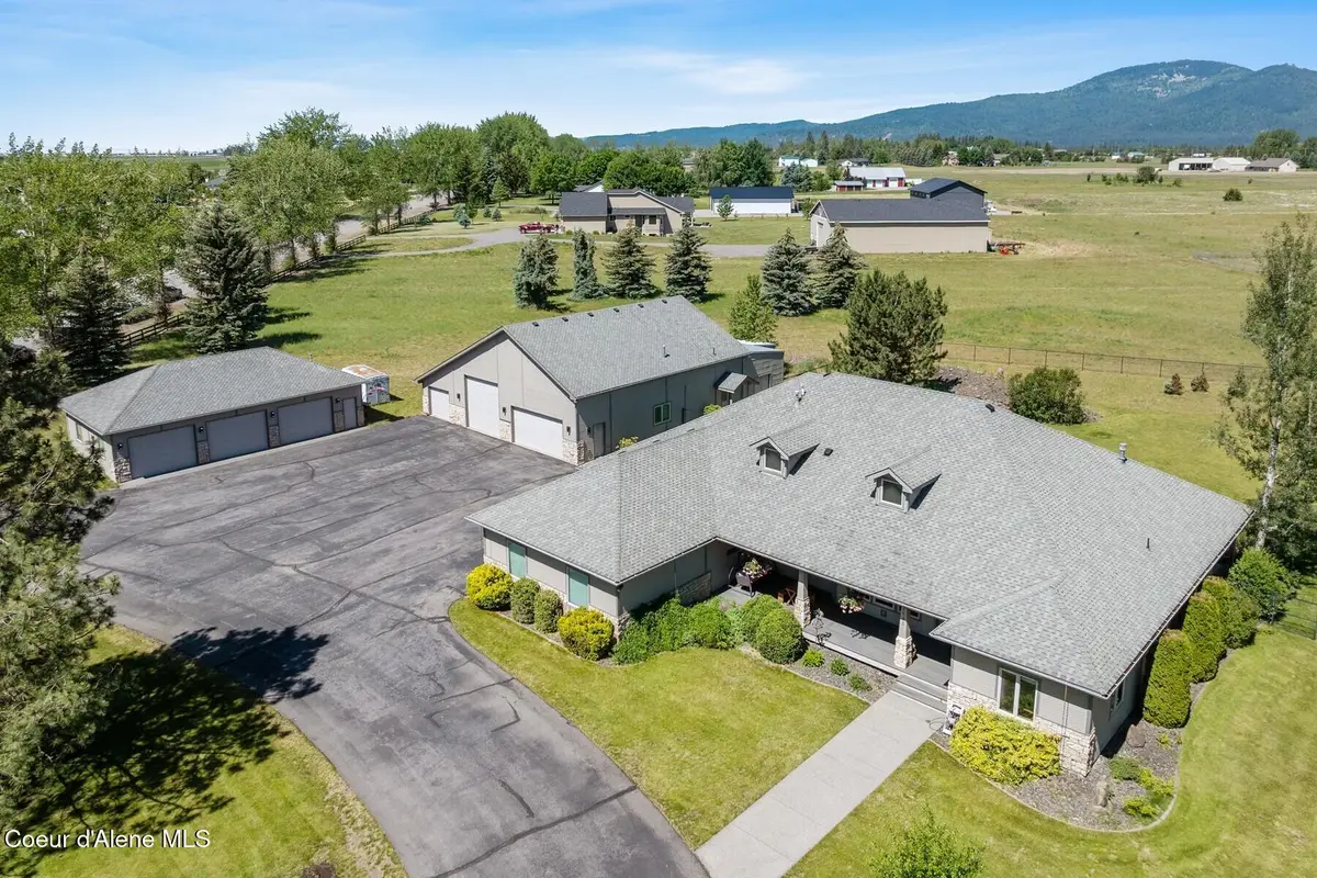 1655 W Diamond Bar Rd, Rathdrum, ID 83858 - #1