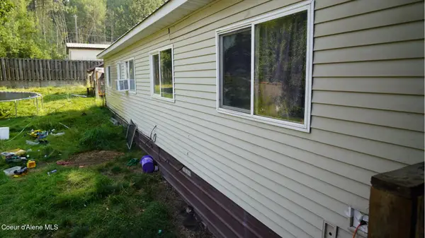 619 E Valley ST S, Oldtown, ID 83822