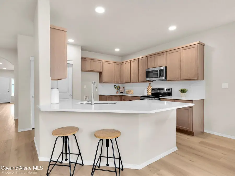 987 E Healy Ave, Post Falls, ID 83854 - Image #3