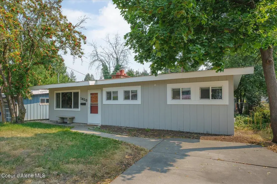 1428 E 40th Ave, Spokane, WA 99203 - #3