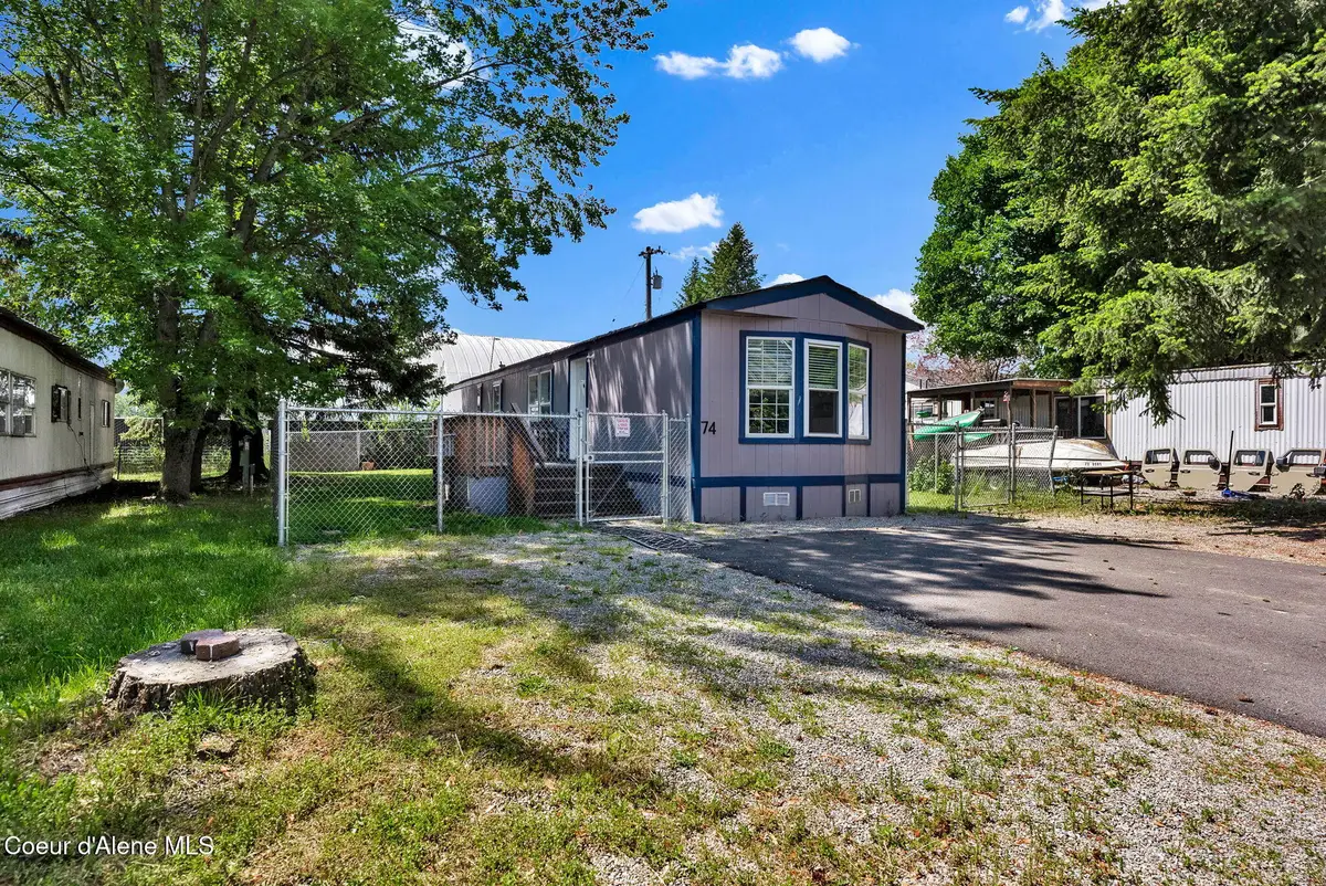 74 E WALROSE LOOP, Hayden, ID 83835 - Image #1