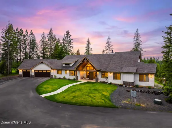 17661 N Richards DR, Hayden, ID 83835
