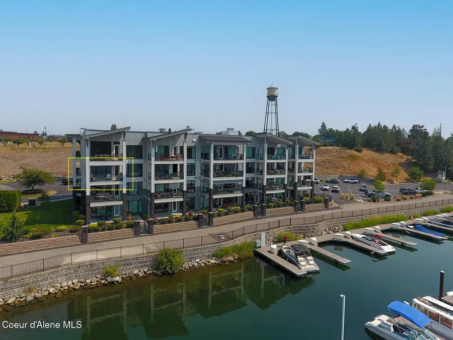 447 W Waterside DR #APT 301, Post Falls, ID 83854 - #3