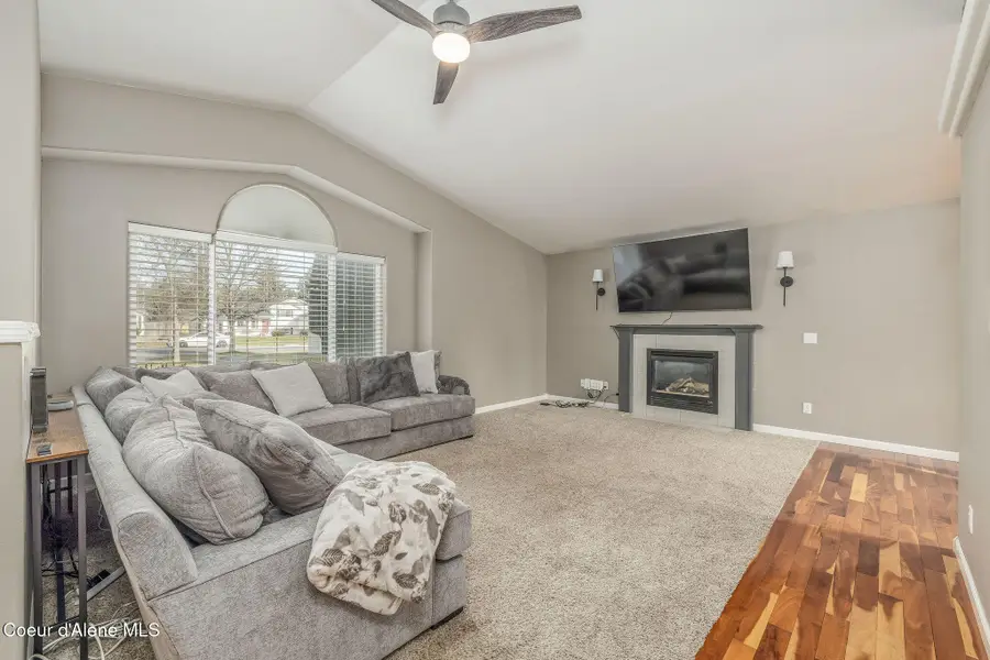 1066 E Ezra AVE, Hayden, ID 83835 - Image #2