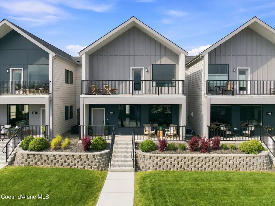953 E RAILROAD AVE, Post Falls, ID 83854 - #2